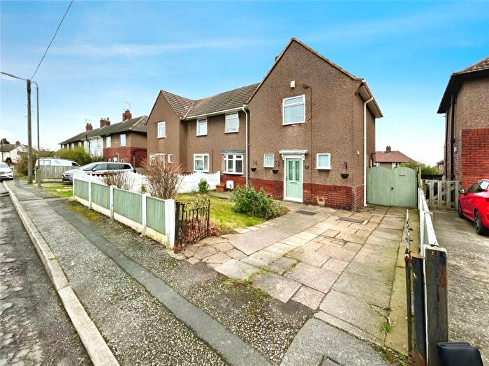 3 Bedroom Semi-Detached House To Rent In Hartington Street, Langwith, Mansfield, Derbyshire, NG20