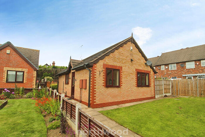 2 Bedroom Bungalow To Rent In Headingley Way, Edlington, Doncaster, DN12