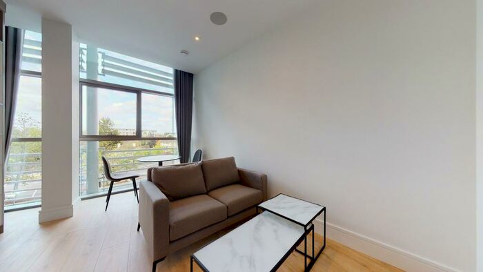 Studio To Rent In Station Road, KT15