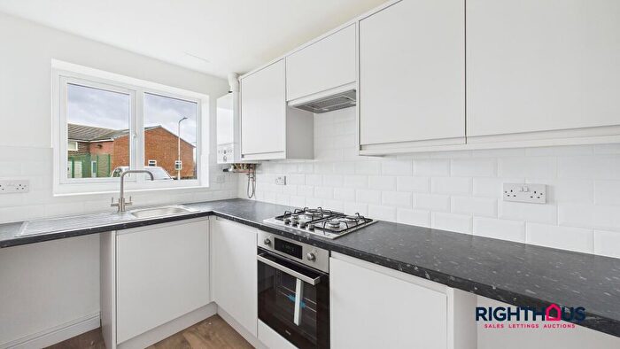 2 Bedroom Terraced House For Sale In Stainton Close, Bradford, BD6