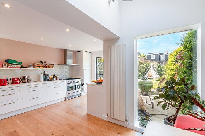 4 Bedroom Terraced House To Rent In Friern Road, East Dulwich, London, SE22