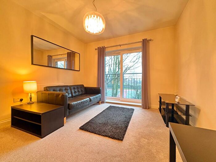 2 Bedroom Flat To Rent In The Courtyard, Stanningley Road, Armley, Leeds, LS12