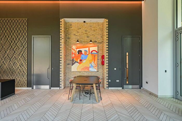 4 Bedroom Flat To Rent In Laurel Point, East Village, Stratford, London, E20