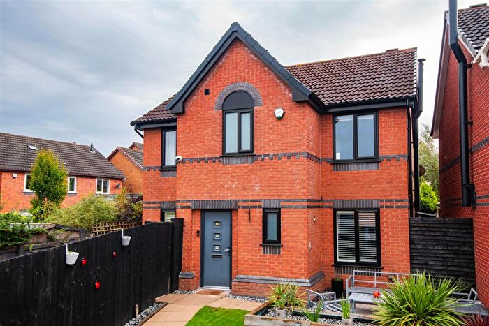 4 Bedroom Detached House For Sale In Cyclamen Close, Leyland, PR25