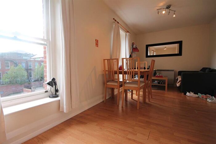 2 Bedroom Flat To Rent In Tanners Court, City Centre, NE1