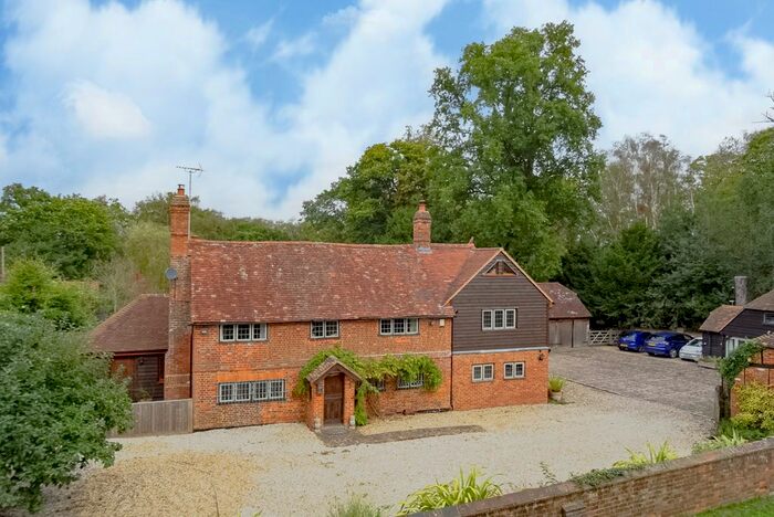 5 Bedroom Property For Sale In Bramshill Road, Eversley, Hook, RG27