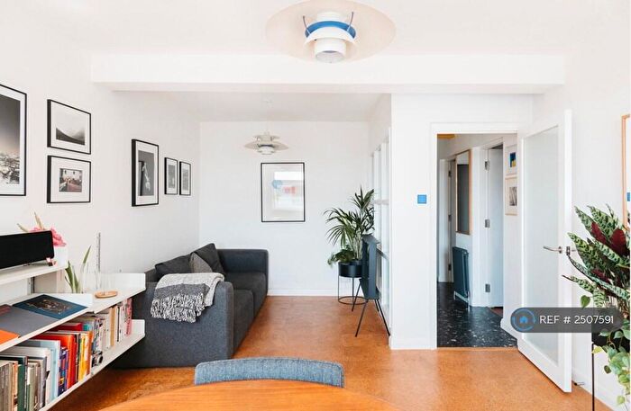 2 Bedroom Flat To Rent In Forest Hill, London, SE23