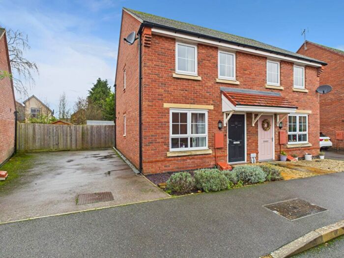 2 Bedroom Semi Detached House For Sale In Fallowfields, Crick, Northampton, Northamptonshire, NN6