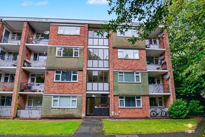 2 Bedroom Apartment For Sale In Hearsall Court, Tile Hill Lane, Coventry, West Midlands, CV4