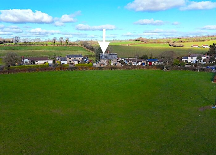 3 Bedroom Property For Sale In West Buckland, Barnstaple, EX32