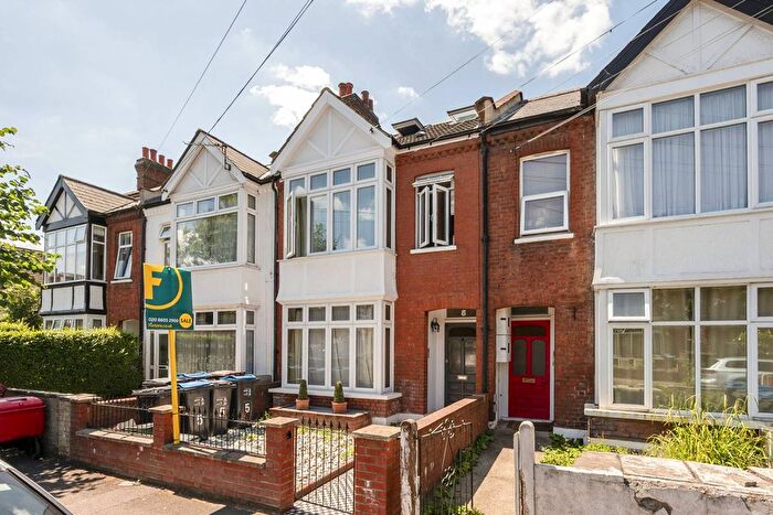 1 Bedroom Maisonette To Rent In Oxford Avenue, Wimbledon, London, SW20