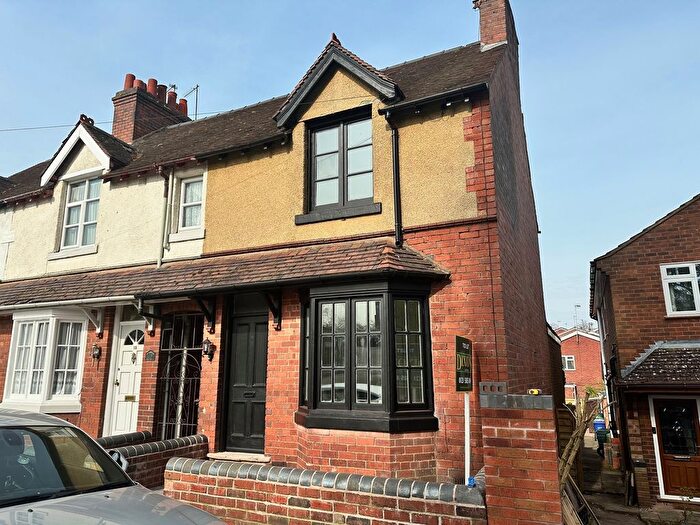 3 Bedroom Property To Rent In Poole Street, Stourbridge, DY8