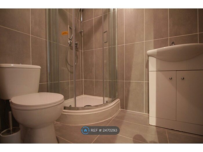 4 Bedroom Flat To Rent In Forge Place, London, NW1