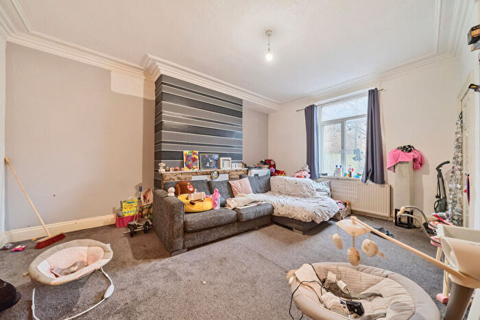 2 Bedroom Terraced House For Sale In Beech Street, Elland, HX5