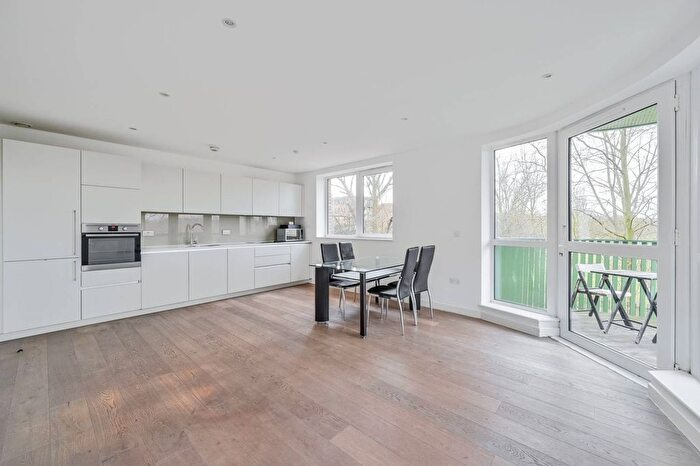 2 Bedroom Flat To Rent In Ottley Drive, Kidbrooke, London, SE3