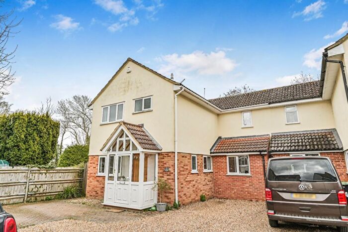 5 Bedroom Semi Detached House For Sale In Leaden Close, Leaden Roding, Dunmow, CM6