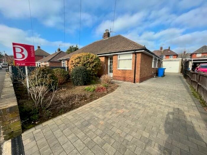 2 Bedroom Bungalow To Rent In Morley Avenue, Ashgate, Chesterfield, S40