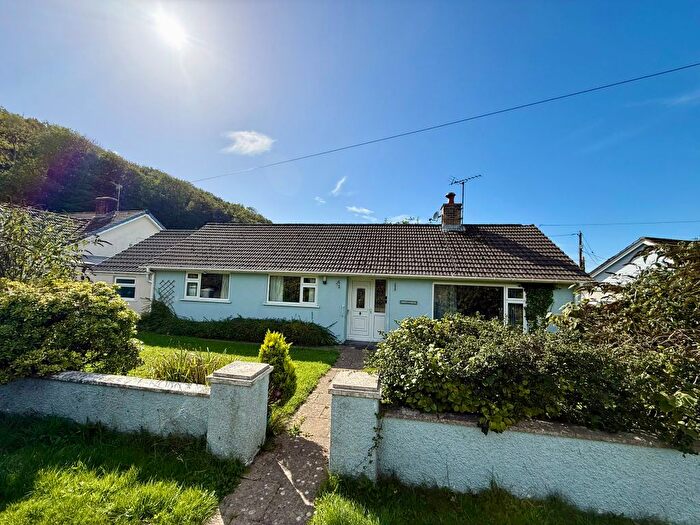 4 Bedroom Detached Bungalow For Sale In Llanrhystud, SY23
