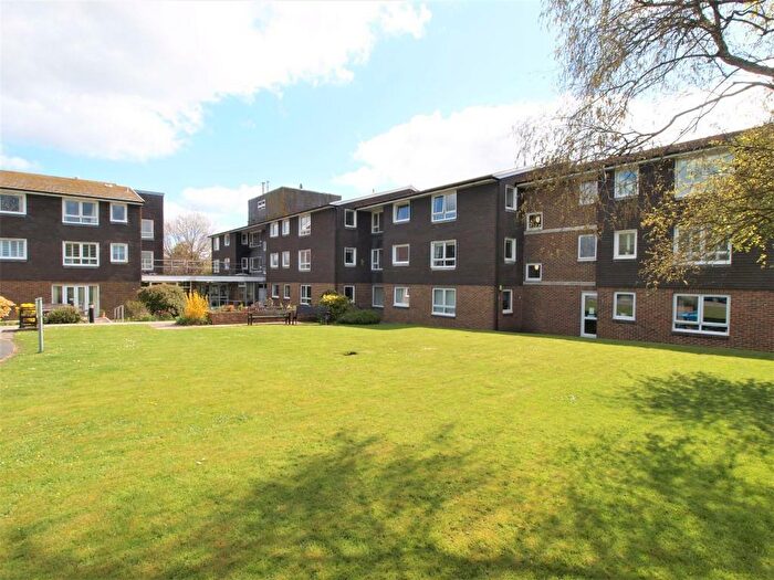 1 Bedroom Flat For Sale In Brookside Avenue, Polegate, BN26