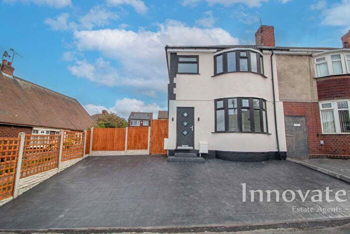 3 Bedroom End Of Terrace House For Sale In Lee Street, West Bromwich, B70
