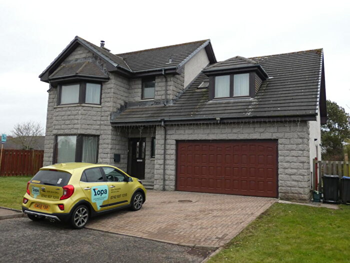 5 Bedroom Detached House For Sale In Berrymuir Place, Aberdeen, AB12