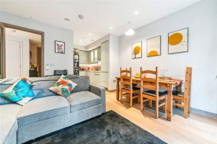 1 Bedroom Flat To Rent In Bellwether Lane, London, United Kingdom, SW18