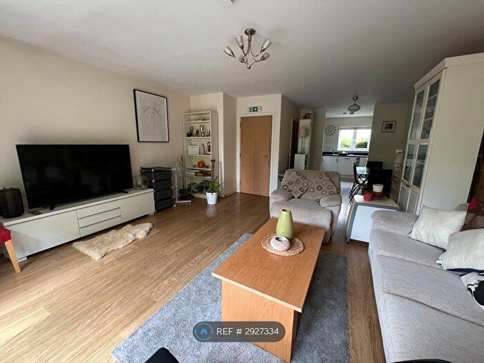 4 Bedroom Terraced House To Rent In Academy Place, Isleworth, TW7