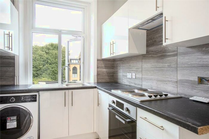 1 Bedroom Apartment To Rent In Kingsland Road, London, E8