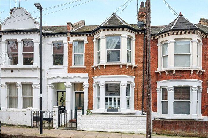 2 Bedroom Terraced House For Sale In Witherington Road, London, N5