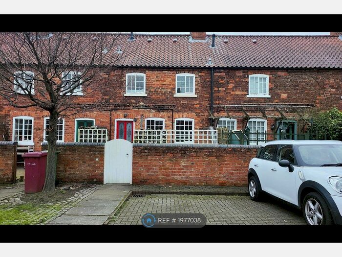 2 Bedroom Terraced House To Rent In Redbourne Street, Scunthorpe, DN16
