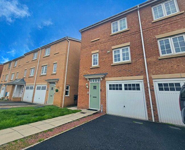 3 Bedroom Town House For Sale In Water Avens Way, Stockton-On-Tees, TS18