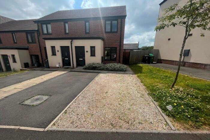 2 Bedroom Property To Rent In Heol Booths, Caerdydd, CF3