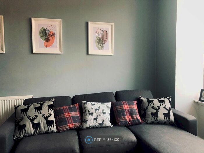 2 Bedroom Flat To Rent In Berkeley Street, Glasgow, G3