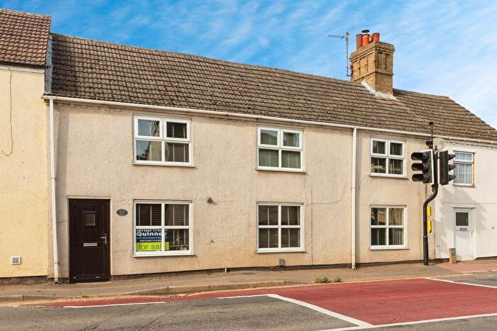 4 Bedroom Cottage For Sale In Delph, Whittlesey, Peterborough, PE7