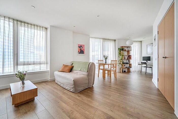 1 Bedroom Flat For Sale In Oculus House, Barking, London, IG11