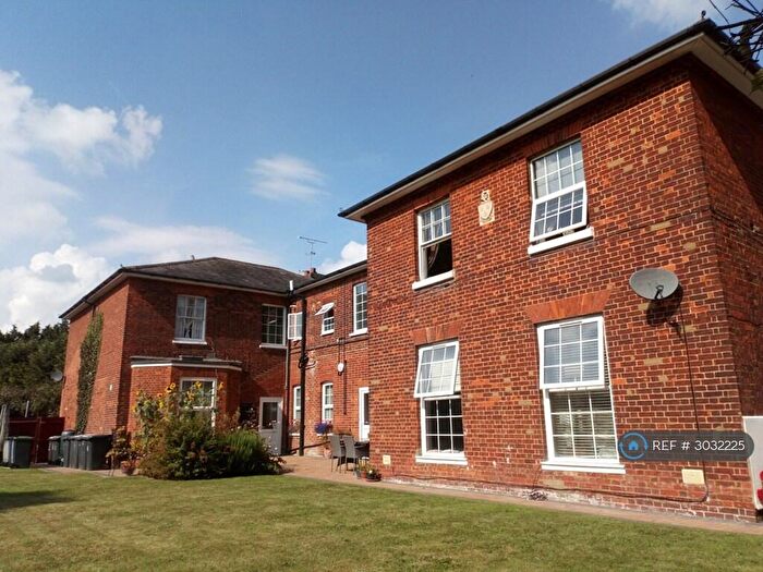 2 Bedroom Flat To Rent In Church End, Bedfordshire, SG15