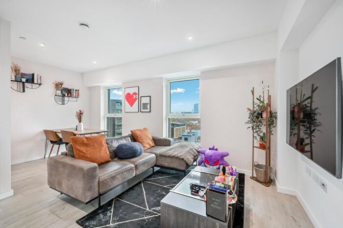 1 Bedroom Flat For Sale In Effra Gardens, Silvertown Way, London, E16