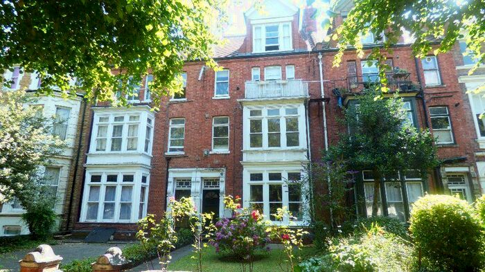 1 Bedroom Flat To Rent In East Park Parade, Northampton, NN1