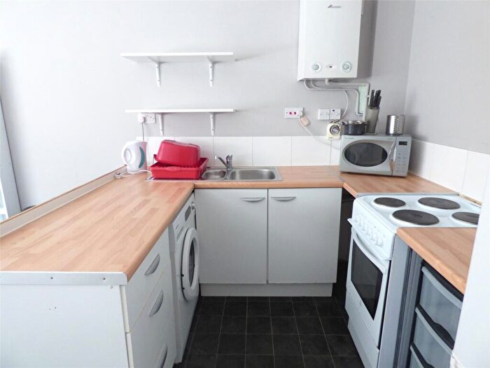 1 Bedroom Apartment To Rent In King Street, Bacup, Rossendale, OL13