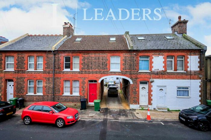 1 Bedroom Flat To Rent In Commercial Road, BN21