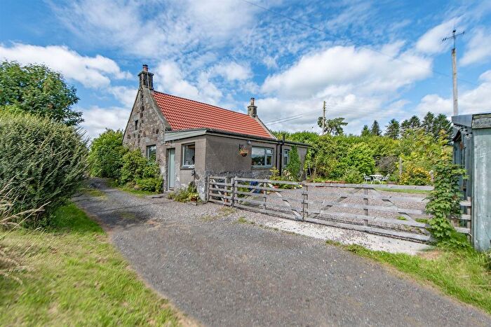 3 Bedroom Detached House For Sale In Corner Cottage, Powmill, FK14