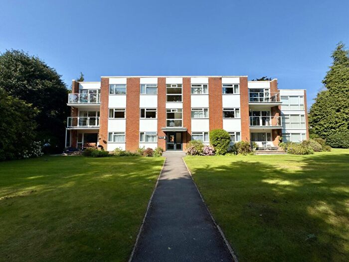 2 Bedroom Apartment To Rent In Clarendon Road, Westbourne, BH4