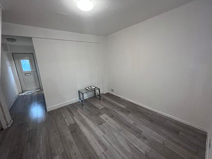 2 Bedroom Terraced House To Rent In Charles Street, Greenhithe, DA9