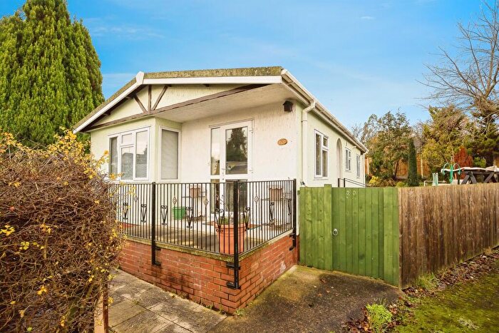 1 Bedroom Park Home For Sale In Orchard Park, Elton, Chester, CH2