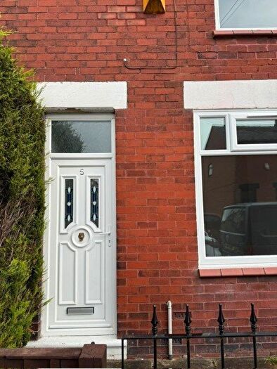 2 Bedroom Terraced House To Rent In Aireworth Street, Westhoughton, Bolton, BL5