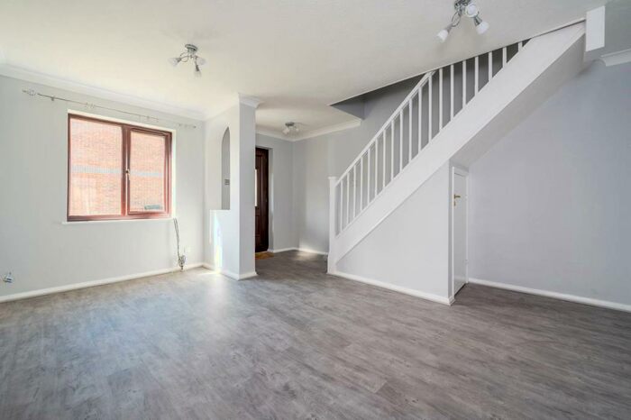 2 Bedroom Terraced House To Rent In Banks Way, Burpham, Guildford, GU4