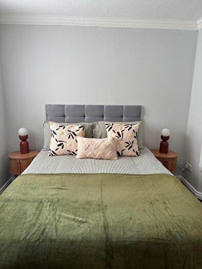 3 Bedroom Flat To Rent In Riverview Place, Glasgow, G5