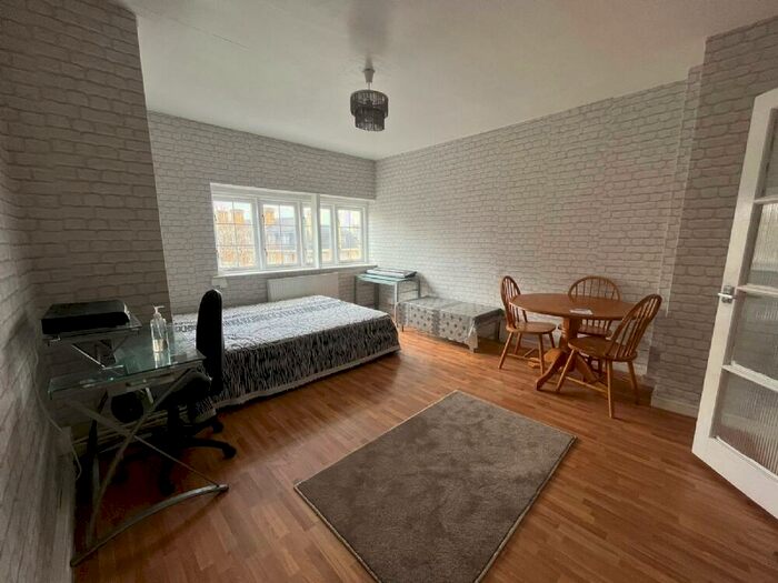 1 Bedroom Flat To Rent In Winsham, Churchway, Euston, London, NW1