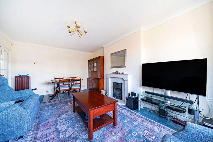 2 Bedroom Semi-Detached Bungalow For Sale In Brazwick Avenue, Bognor Regis, PO21