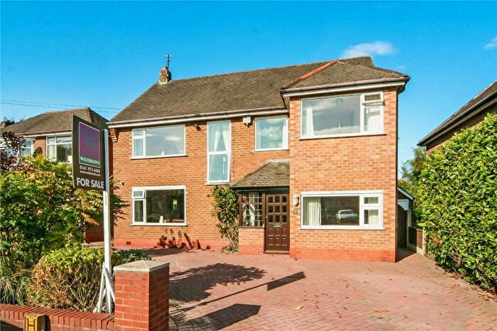 5 Bedroom Detached House To Rent In Coppice Avenue, Sale, M33